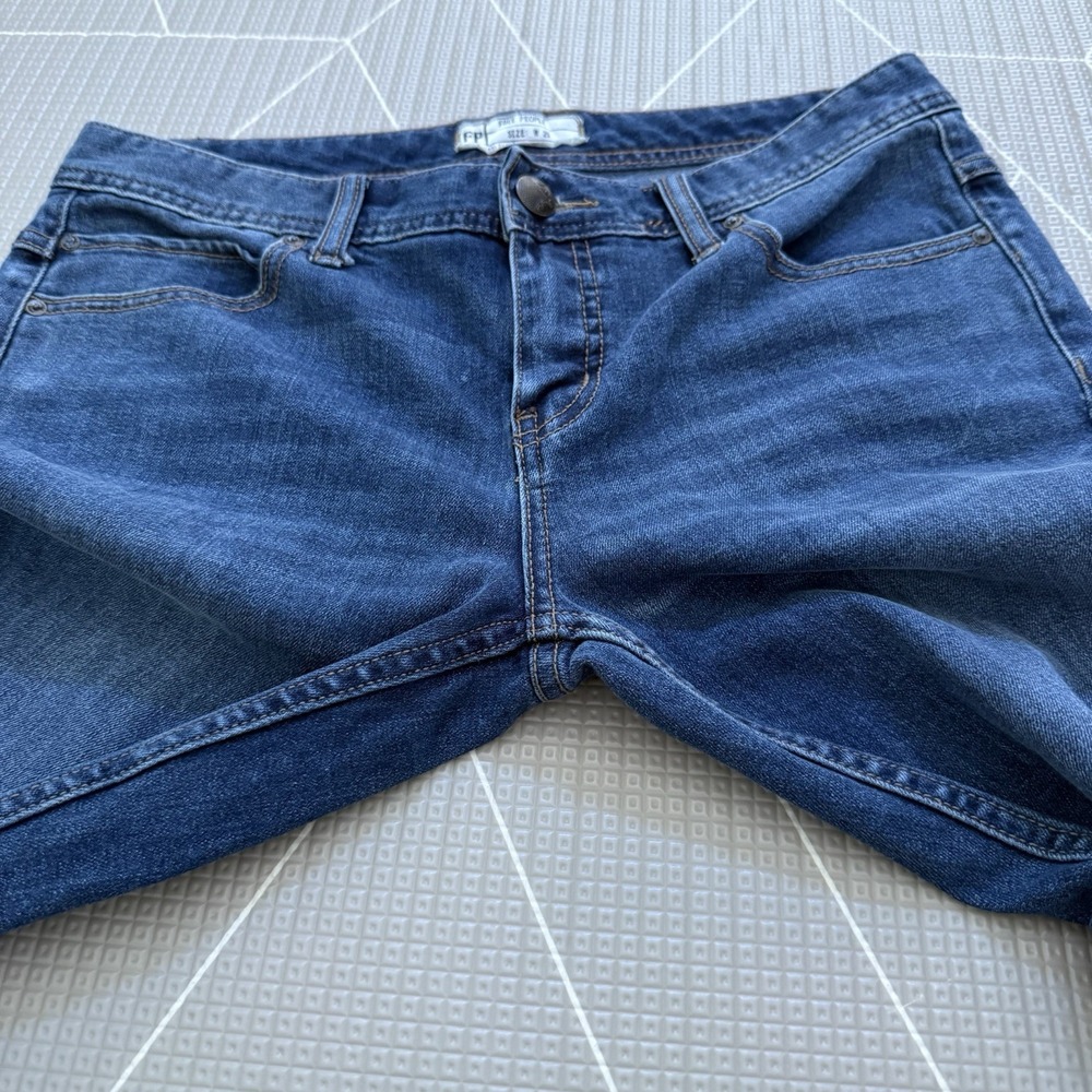 Free People Jeans Size 29 Slim Skinny‎ Distressed Raw Hem - Picture 3 of 8